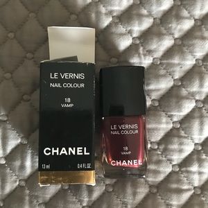 Chanel Vamp Nail Polish
